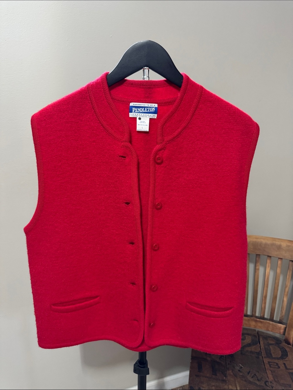 Vintage Pendleton Knockabouts 100% Virgin Wool Red Sweater Vest Women’s Large